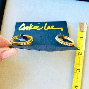 Vintage Cookie Lee gold hoop earrings